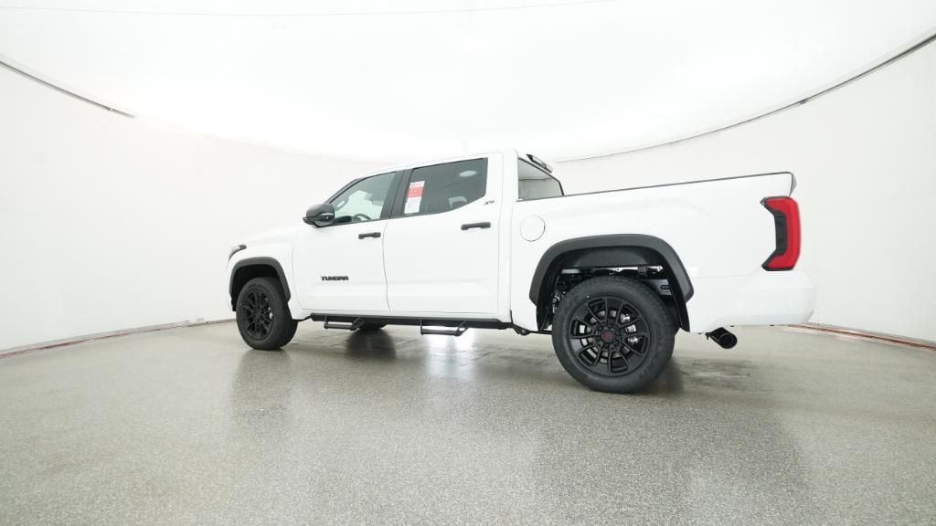 2026 Toyota Tundra SR5 - Photo 6