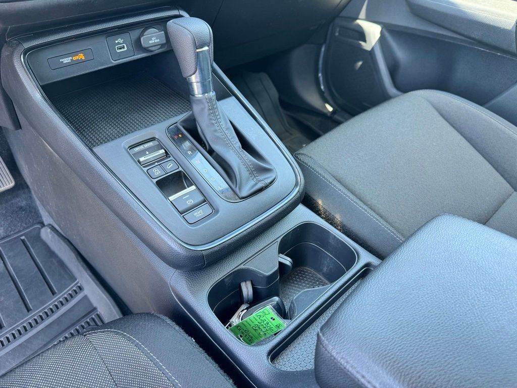 2024 Honda CR-V LX - Photo 18