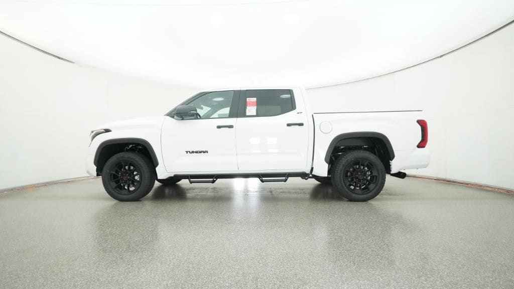 2026 Toyota Tundra SR5 - Photo 17