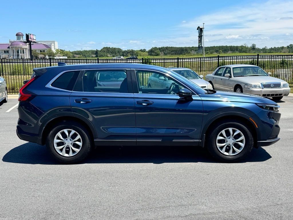 2024 Honda CR-V LX - Photo 7