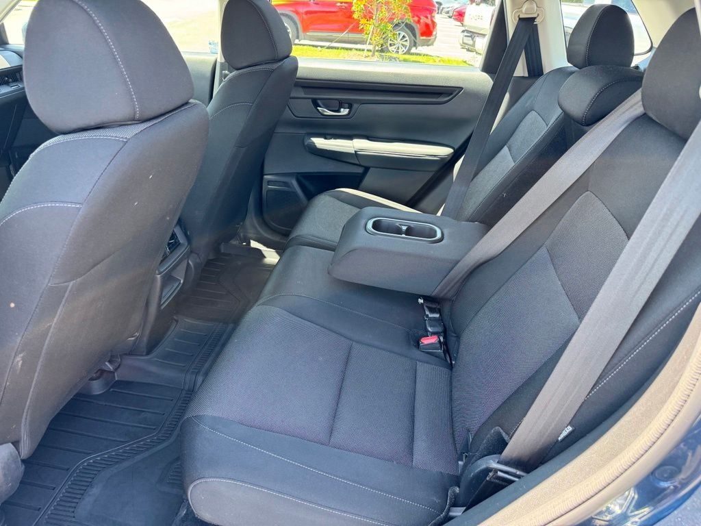 2024 Honda CR-V LX - Photo 23