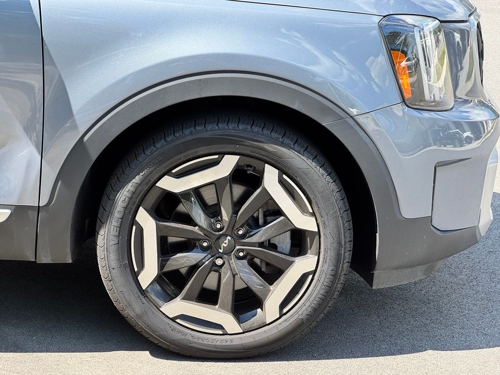 2023 Kia Telluride EX - Photo 40