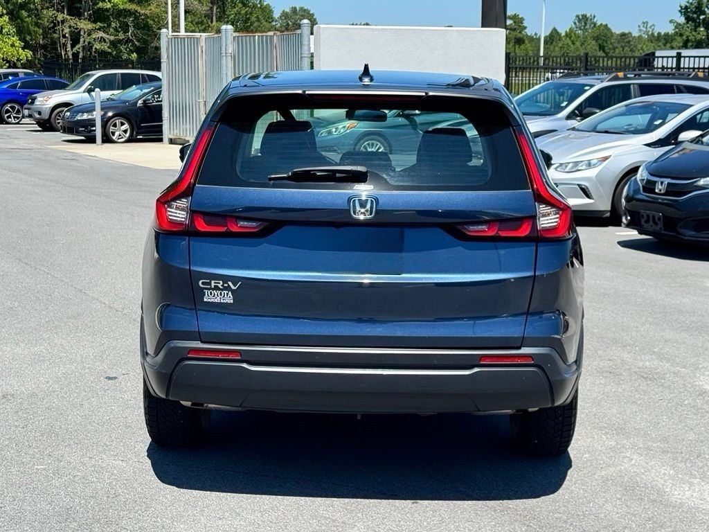 2024 Honda CR-V LX - Photo 6