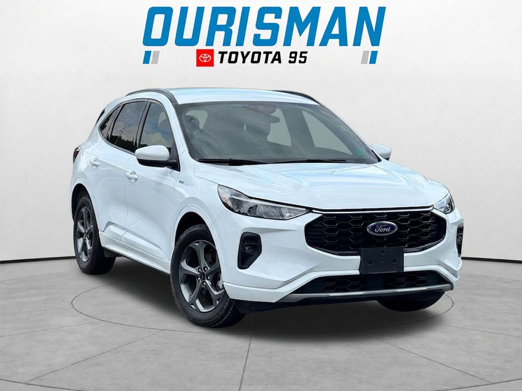 2023 Ford Escape