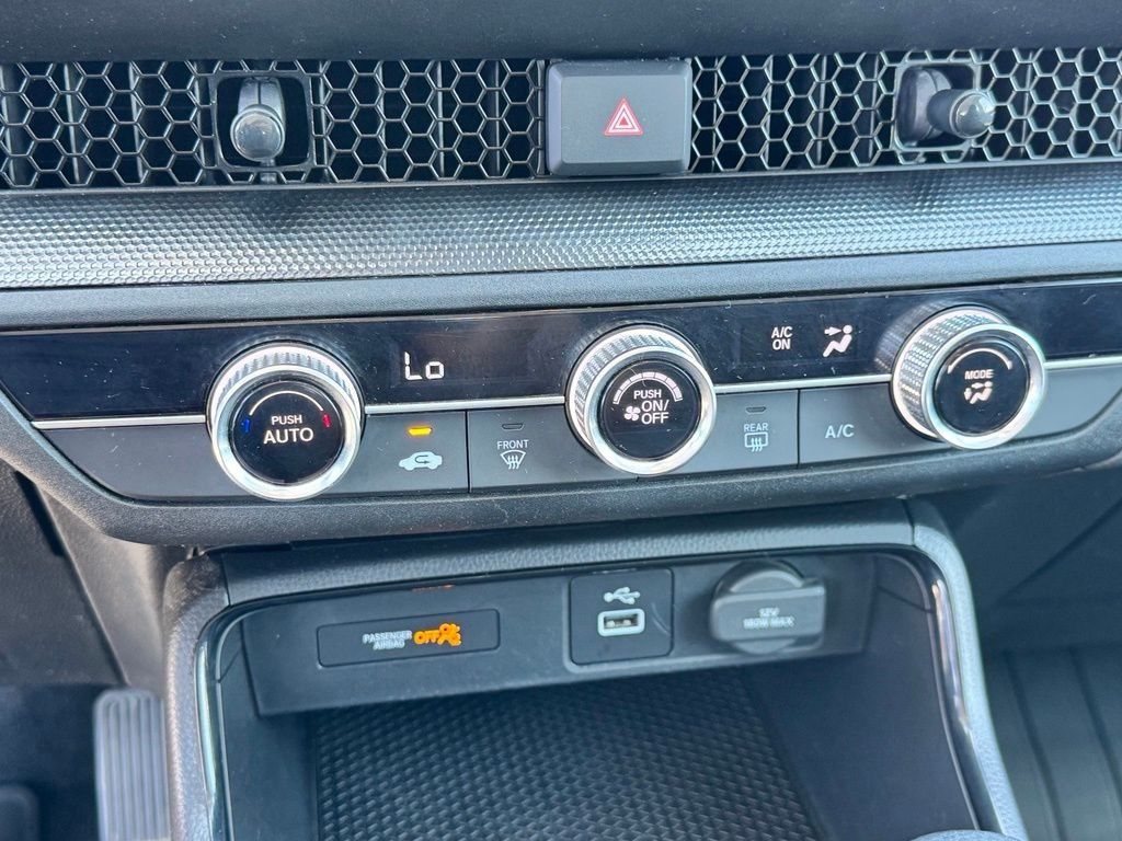 2024 Honda CR-V LX - Photo 16