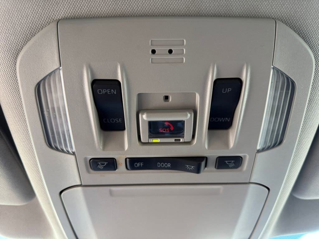 2022 Toyota Highlander XLE - Photo 20