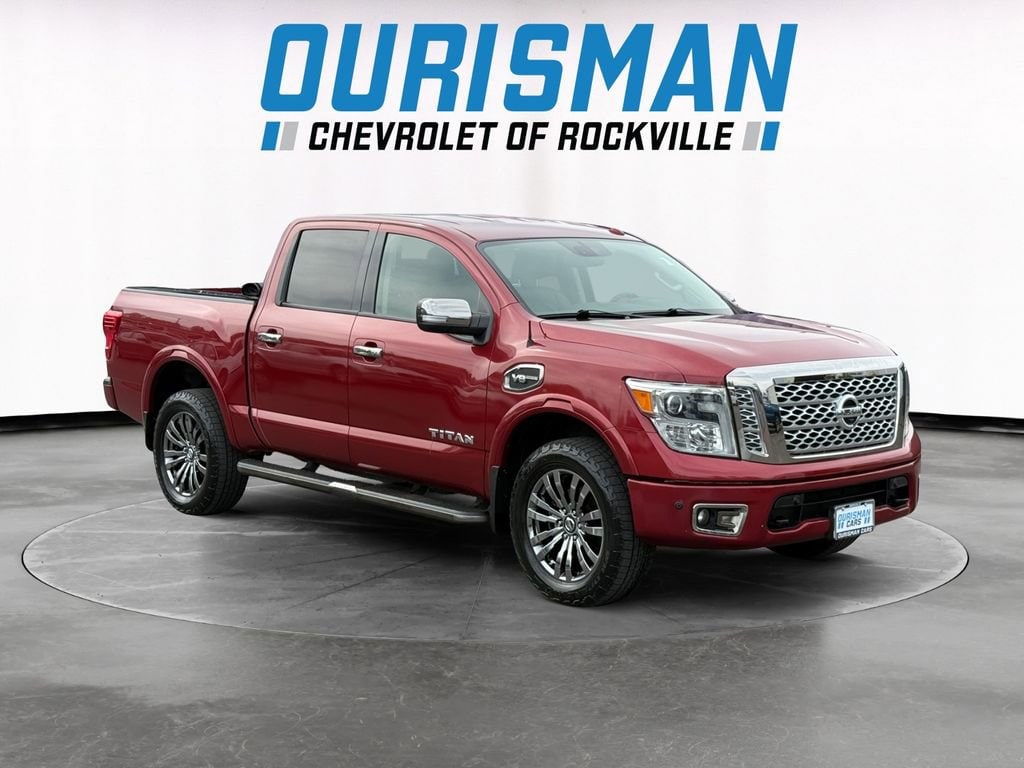 2017 Nissan Titan Platinum Reserve 4X4 Crew Cab's photo
