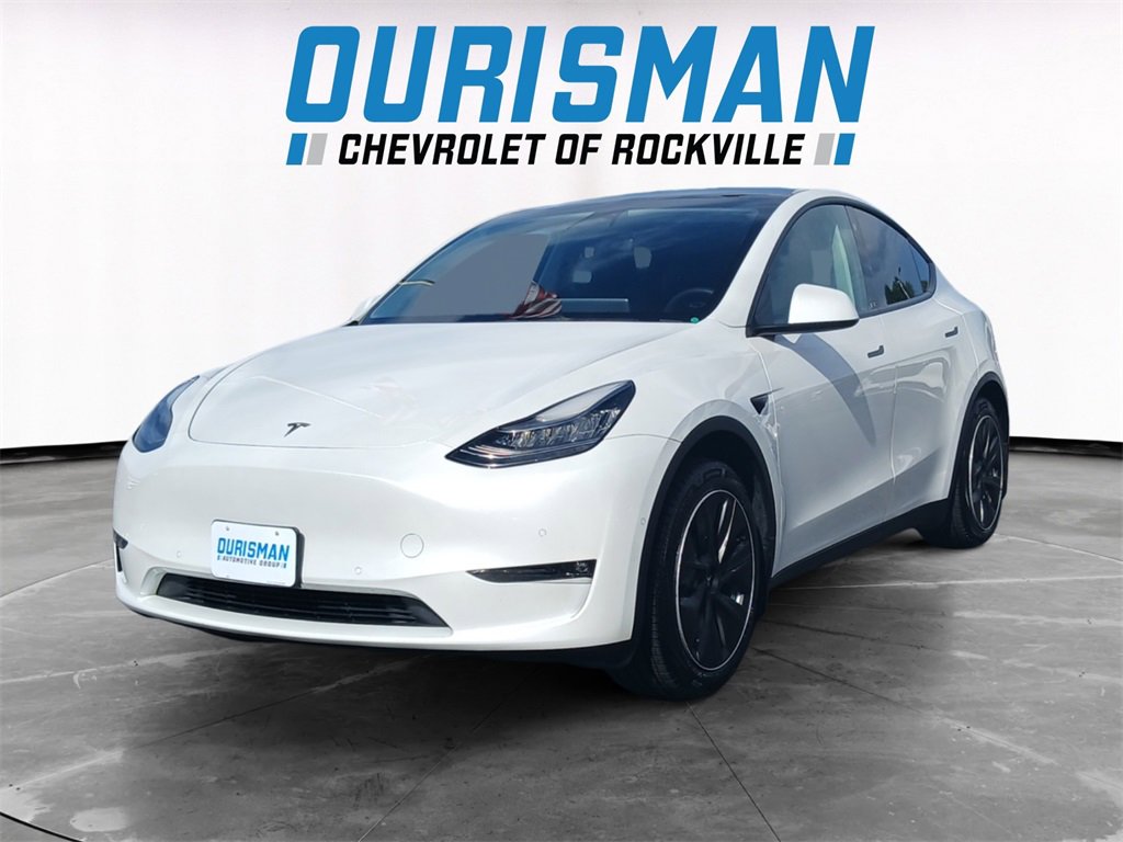 Used 2021 Tesla Model Y Standard Range with VIN 5YJYGDED6MF107336 for sale in Northfield, Minnesota