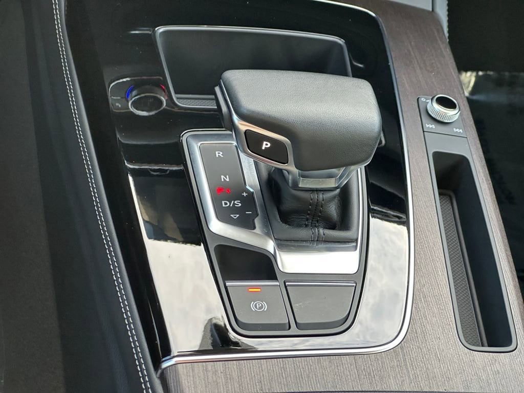 2024 Audi Q5 Premium Plus - Photo 17