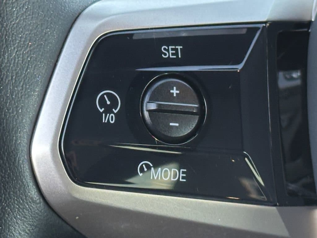 2023 BMW iX Base - Photo 20