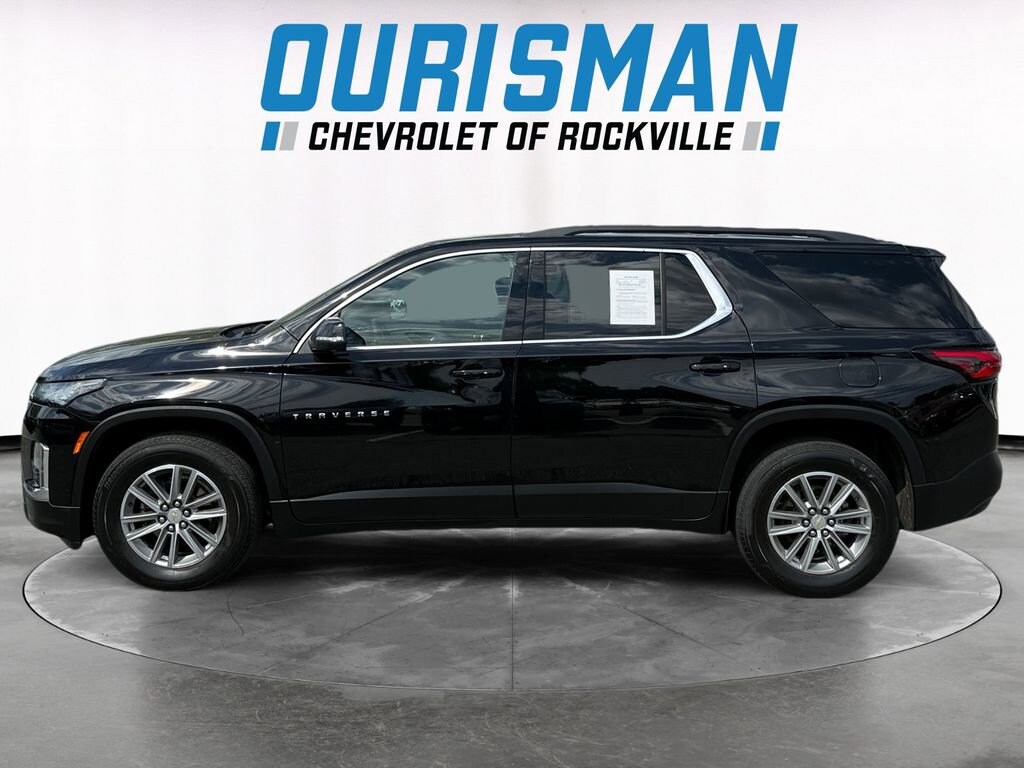 Used 2023 Chevrolet Traverse LT Cloth SUV