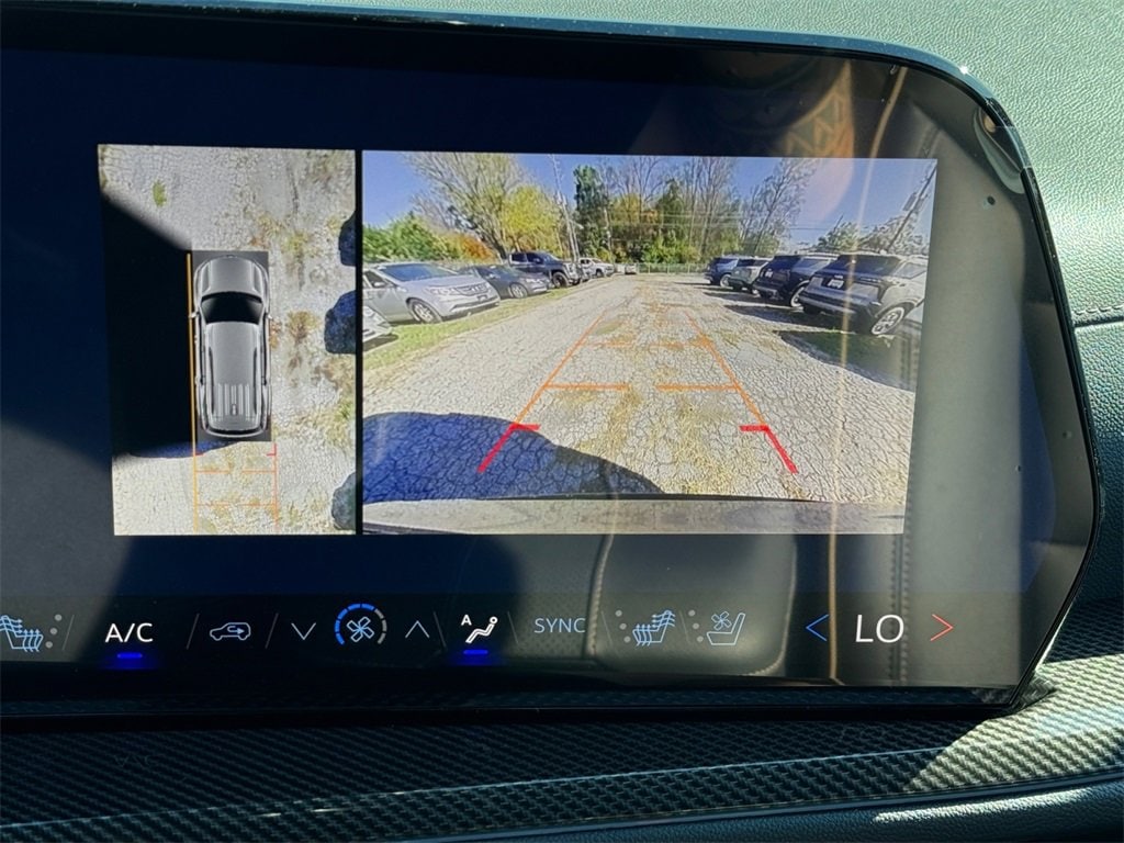 2026 Chevrolet Traverse High Country - Photo 20