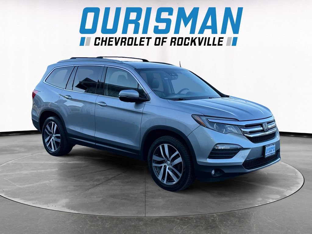 2017 Honda Pilot 4WD Elite's photo