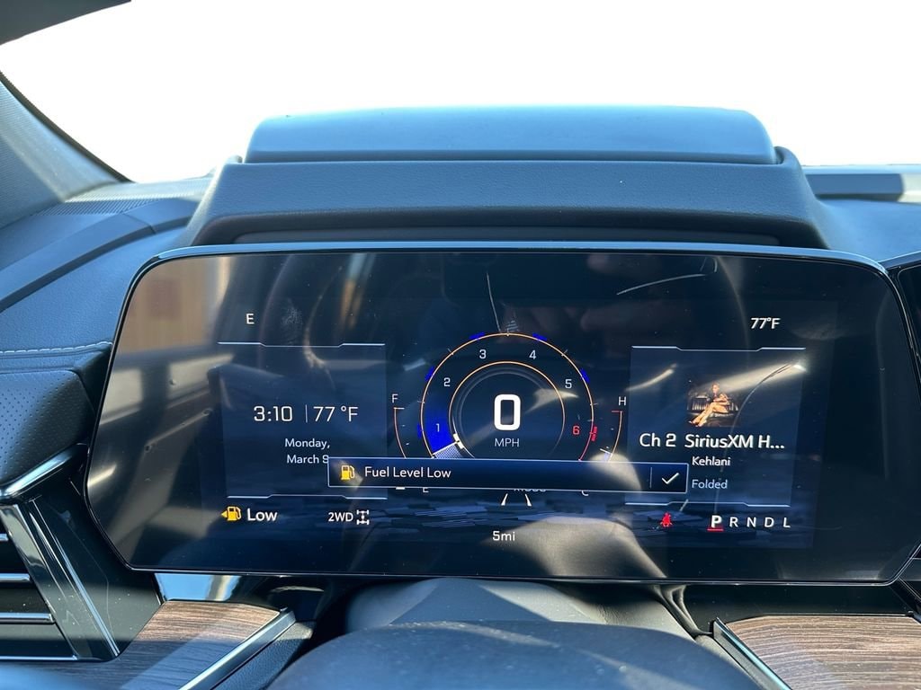 2026 Chevrolet Suburban Premier - Photo 13