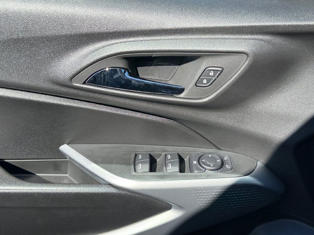 2026 Chevrolet Trax LS - Photo 11