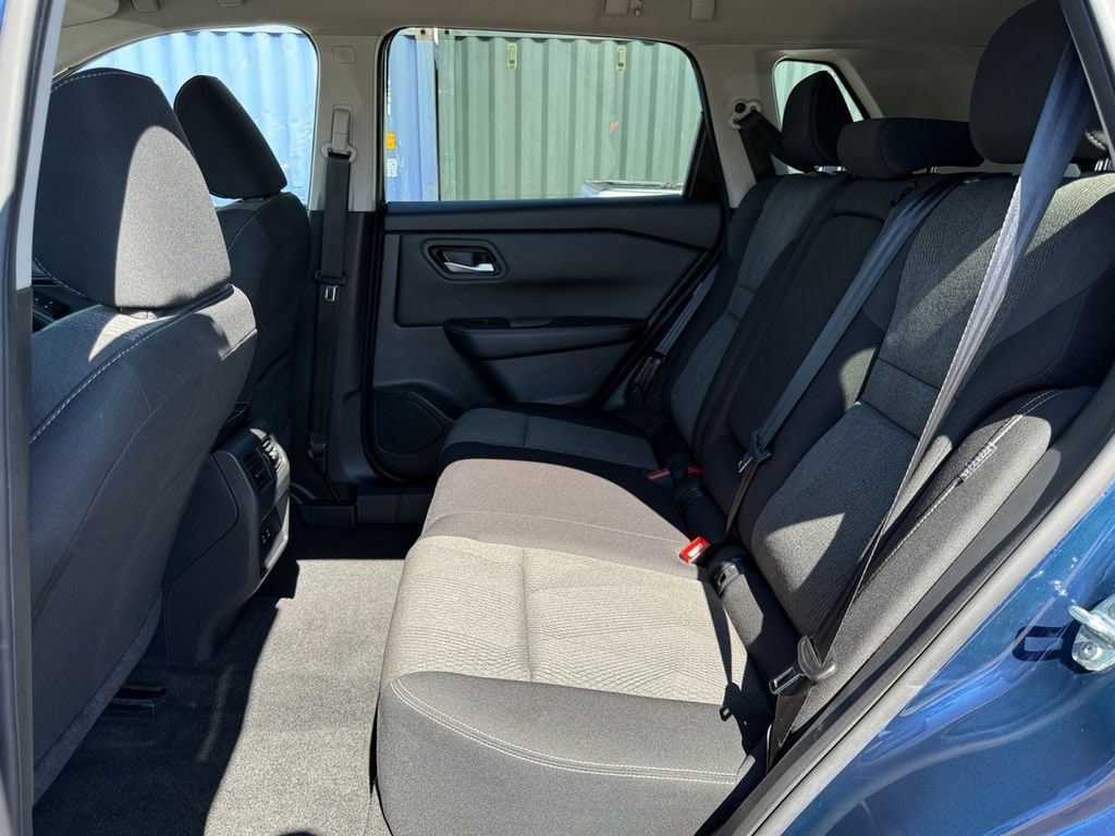 2024 Nissan Rogue SV - Photo 21