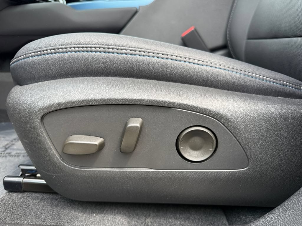 2026 Chevrolet Equinox EV 2LT - Photo 10