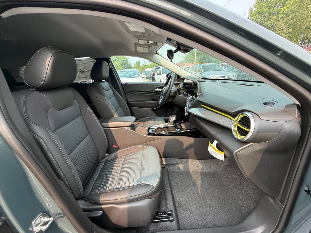 2026 Chevrolet Trax LT - Photo 25