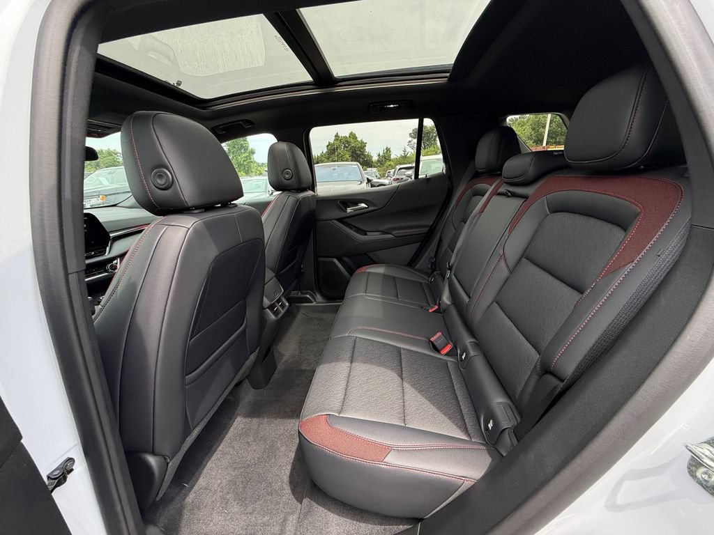 2027 Chevrolet Equinox RS - Photo 21