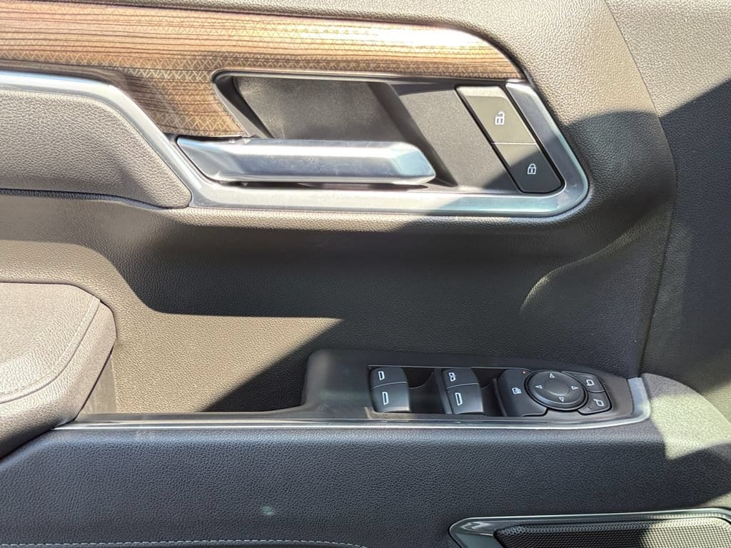 2025 Chevrolet Silverado 1500 RST - Photo 10