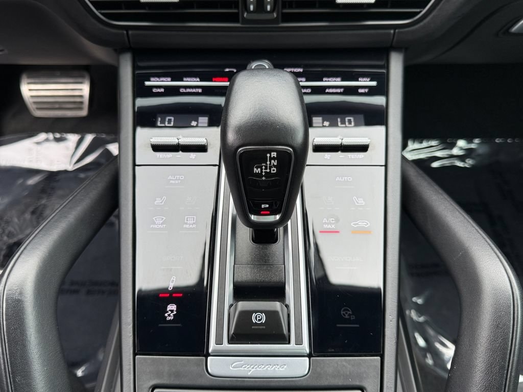 2023 Porsche Cayenne Coupe GTS - Photo 18