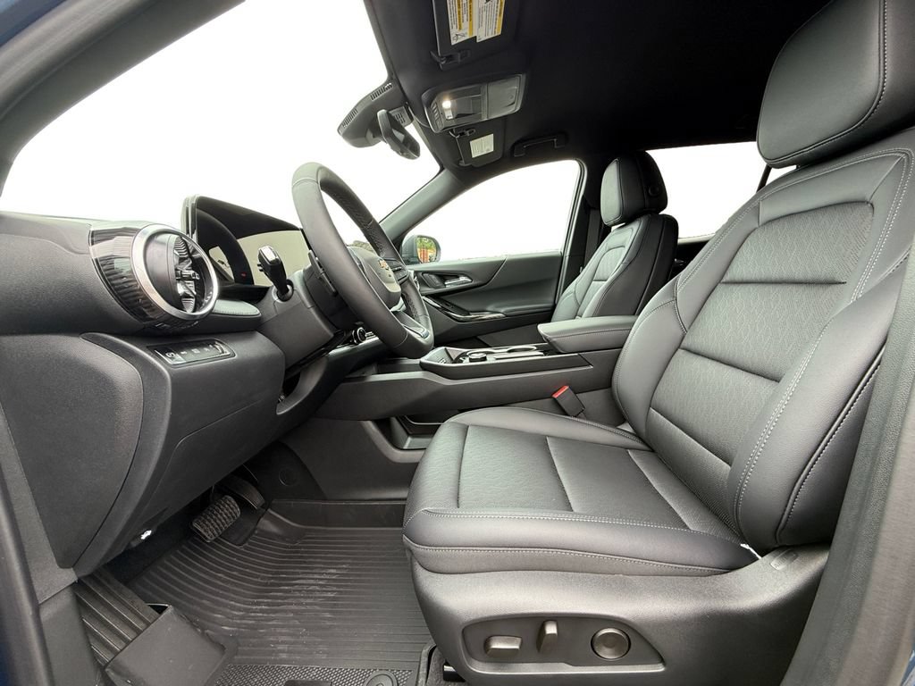 2026 Chevrolet Equinox LT - Photo 9