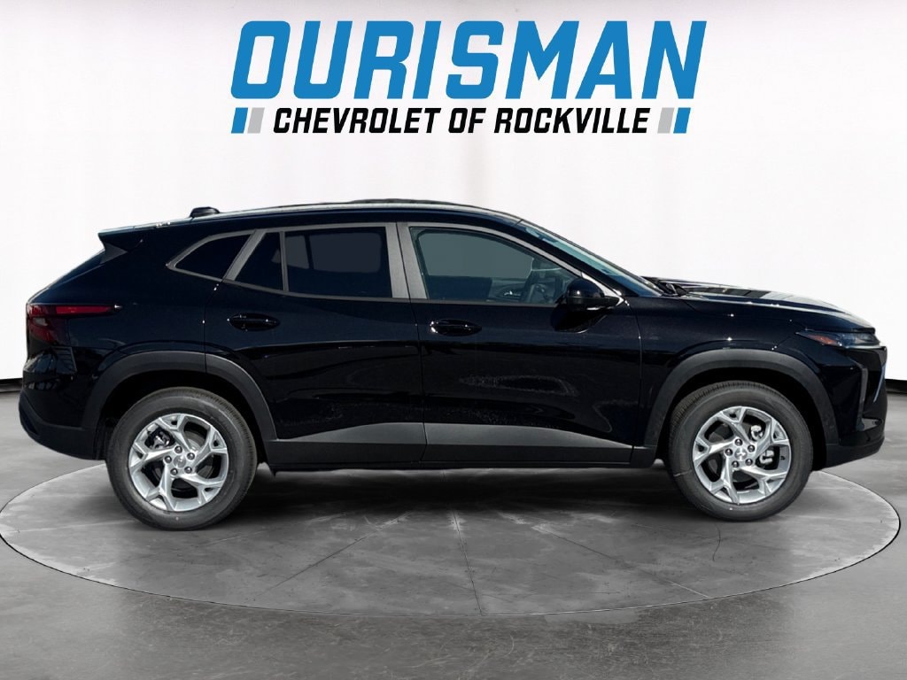 2026 Chevrolet Trax LS - Photo 7