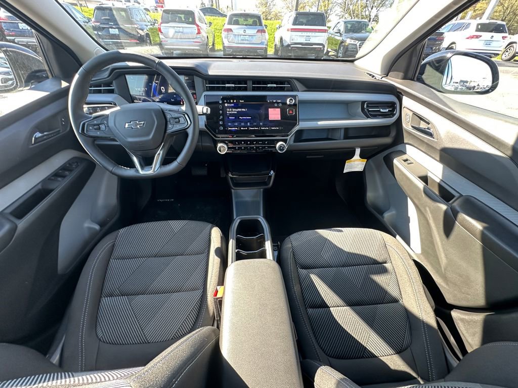 2027 Chevrolet Bolt LT - Photo 23