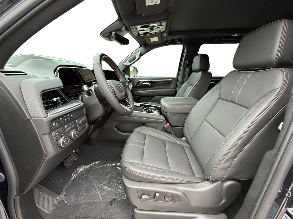 2026 Chevrolet Suburban RST - Photo 9