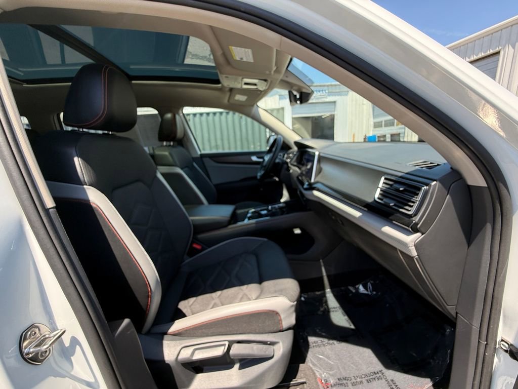 2025 Volkswagen Atlas Atlas Peak Edition - Photo 26
