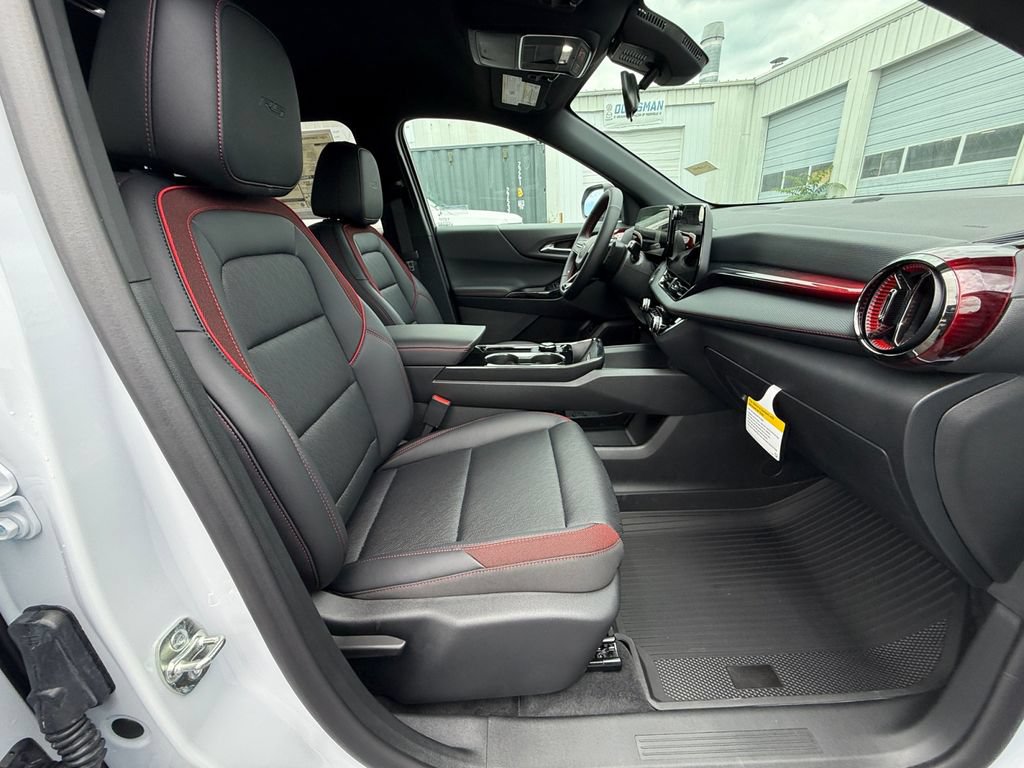 2027 Chevrolet Equinox RS - Photo 26