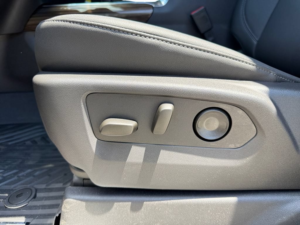2026 Chevrolet Silverado 1500 LT Trail Boss - Photo 10