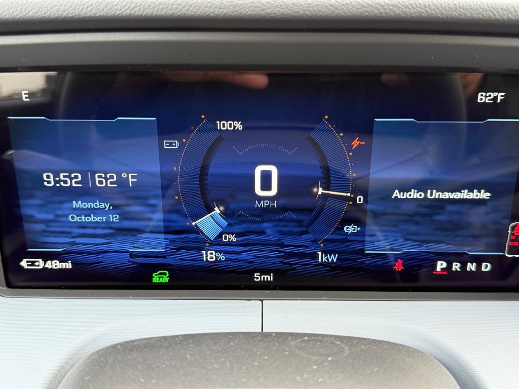 2027 Chevrolet Bolt RS - Photo 12