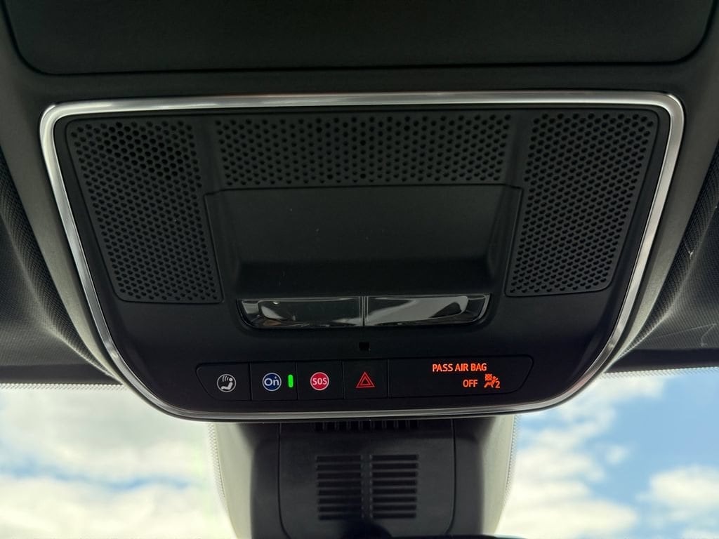 2027 Chevrolet Equinox RS - Photo 19