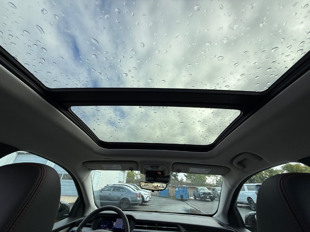 2027 Chevrolet Bolt RS - Photo 24