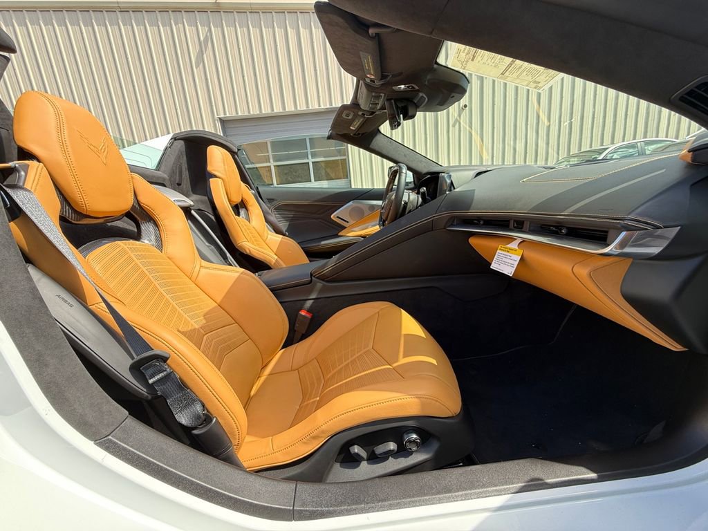 2025 Chevrolet Corvette 3LZ - Photo 24