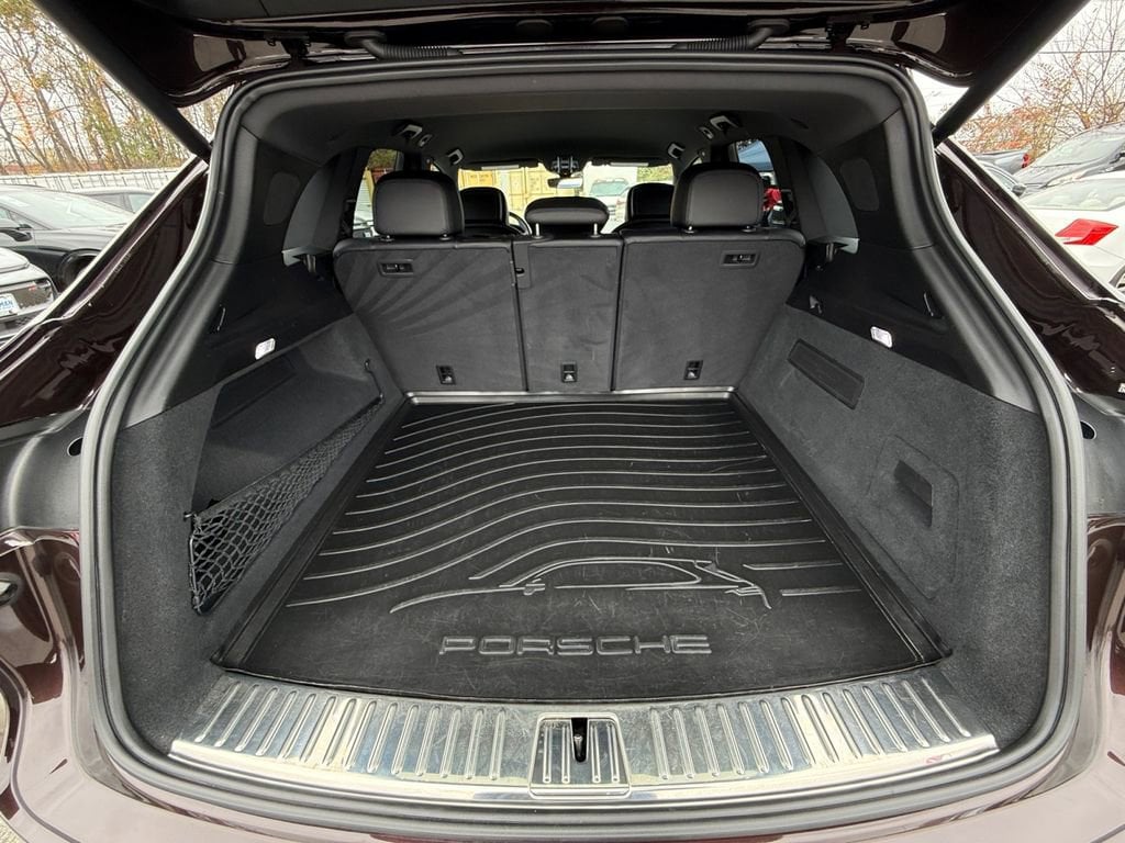2022 Porsche Cayenne Base - Photo 26