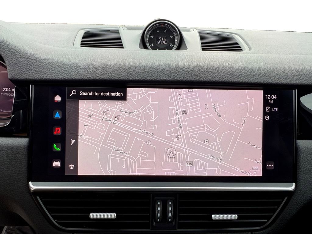 2022 Porsche Cayenne Base - Photo 15