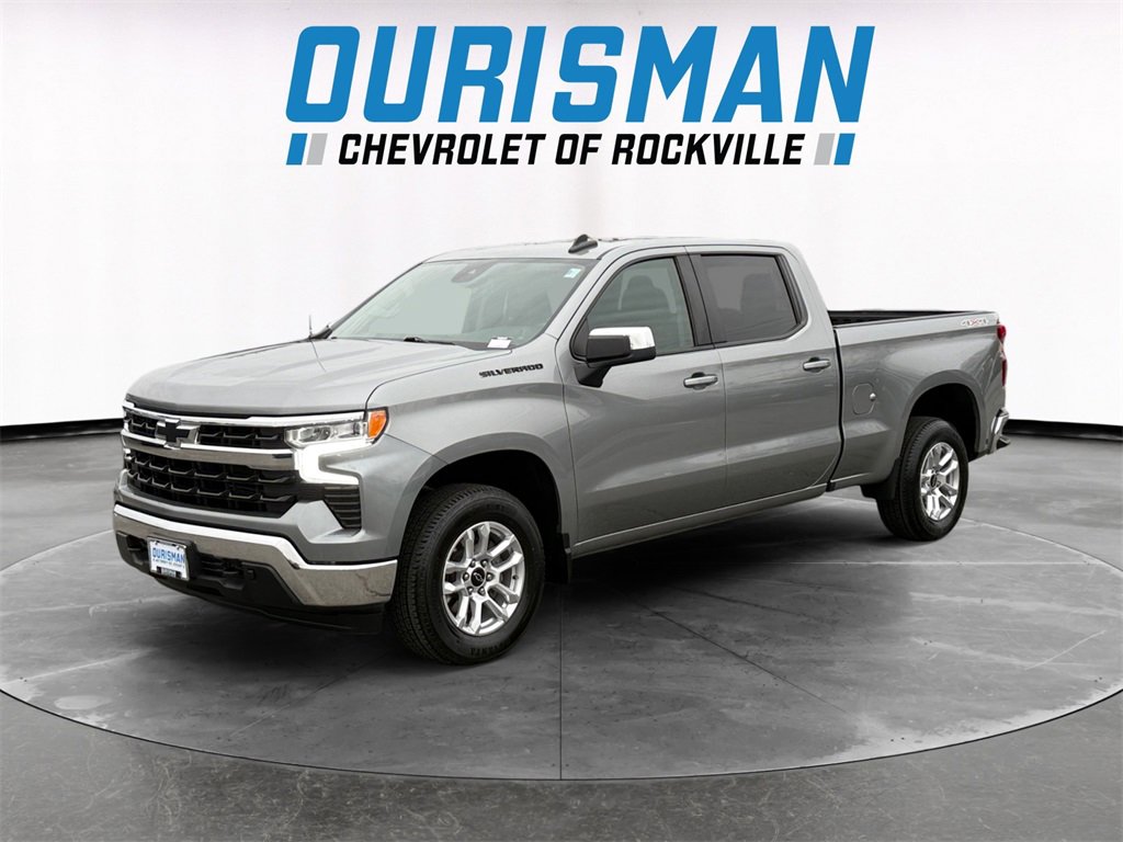 2023 Chevrolet Silverado 1500 LT photo 2