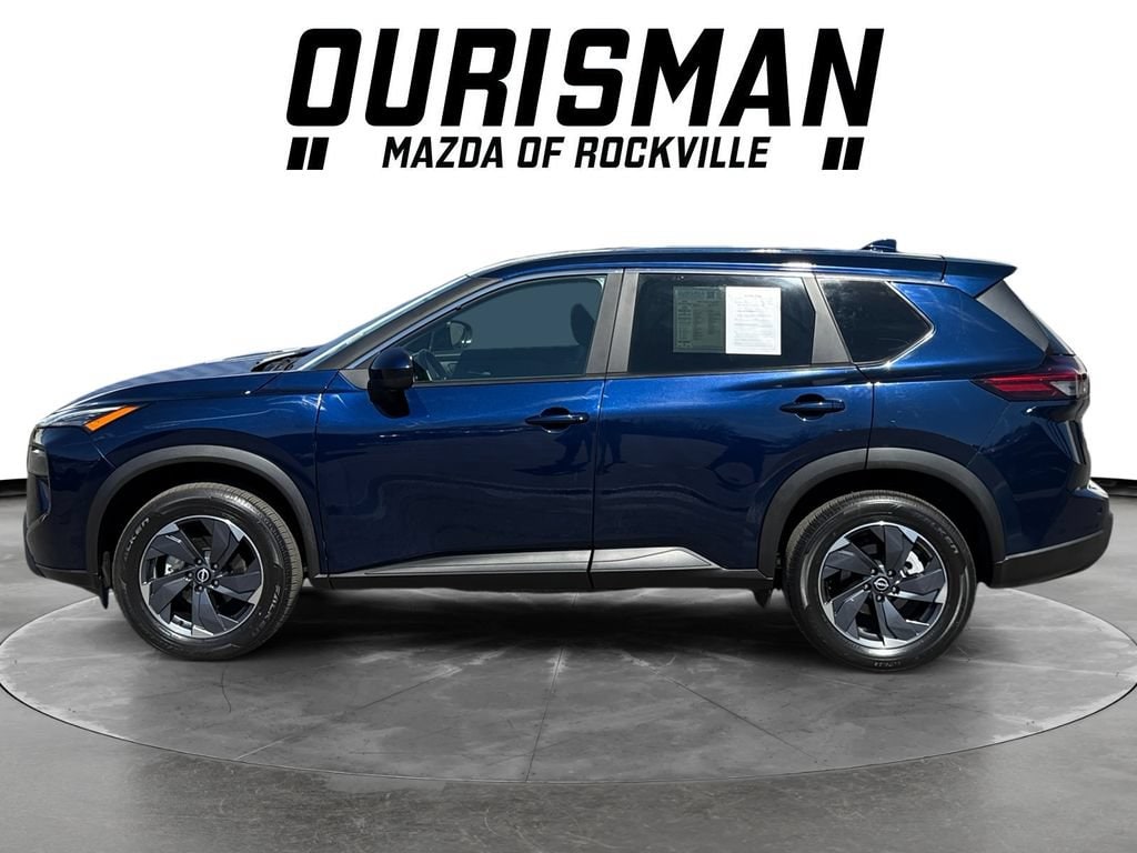 2024 Nissan Rogue SV - Photo 3