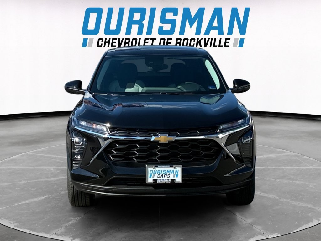 2026 Chevrolet Trax LS - Photo 8