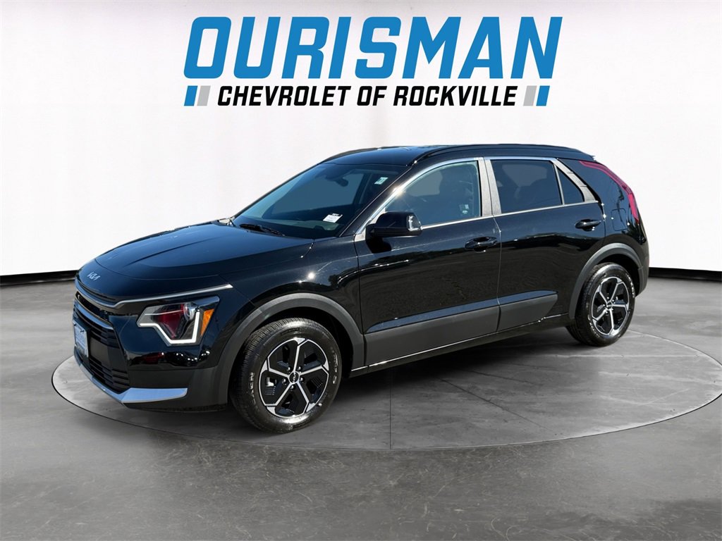 2024 Kia Niro EX photo 2