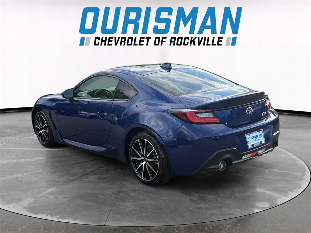 Used 2024 Toyota GR86 2DR MT