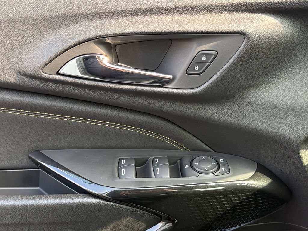 2026 Chevrolet Trax LT - Photo 11