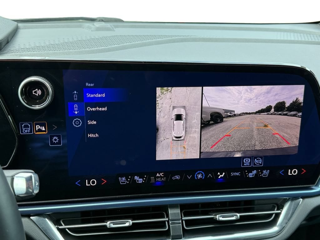 2026 Chevrolet Equinox EV 2LT - Photo 15