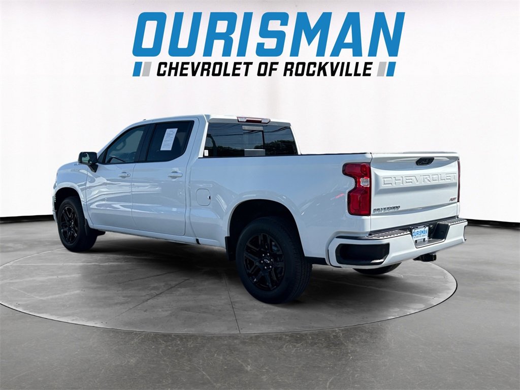 2023 Chevrolet Silverado 1500 RST photo 2