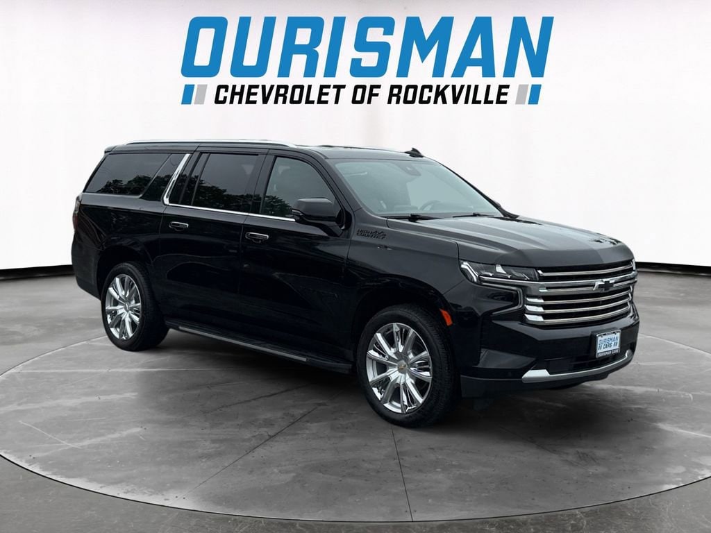 2024 Chevrolet Suburban High Country 4x4's photo