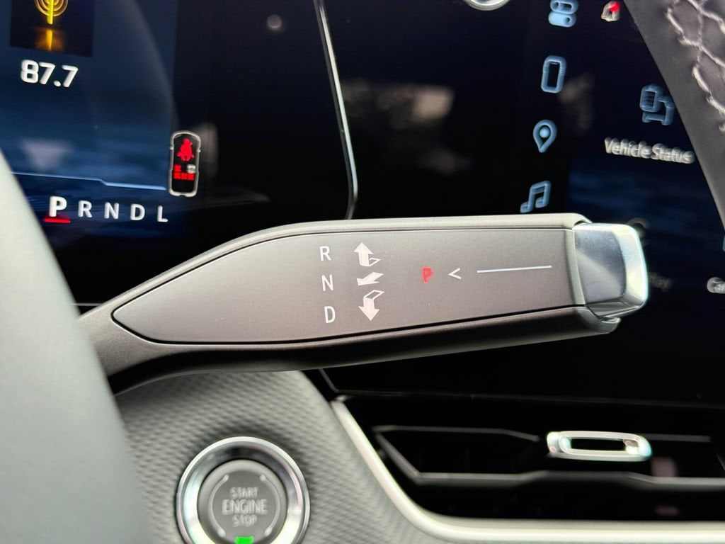 2027 Chevrolet Equinox LT - Photo 19