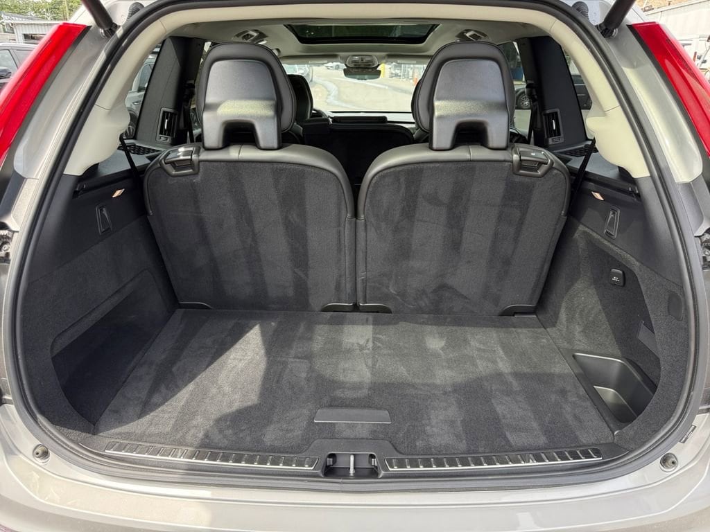 2025 Volvo XC90 Core - Photo 23