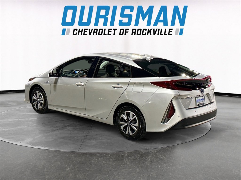 2018 Toyota Prius Prime Advanced photo 3